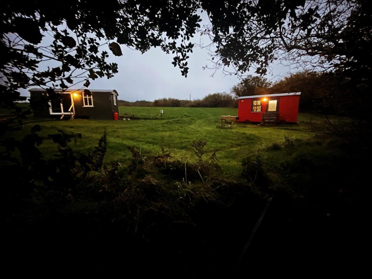 Stepping Stones Glamping Little Red Otel Bantry Dış mekan fotoğraf